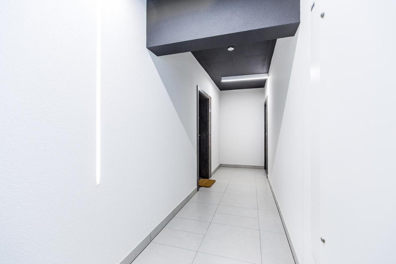 Cloud9 - Barska 69 Apartment Krakow Luaran gambar